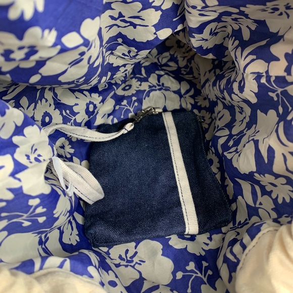 Unbranded Blue Denim Unisex Medium Backpack Cream Straps Trim Zip Pouch Included - Picture 8 of 9